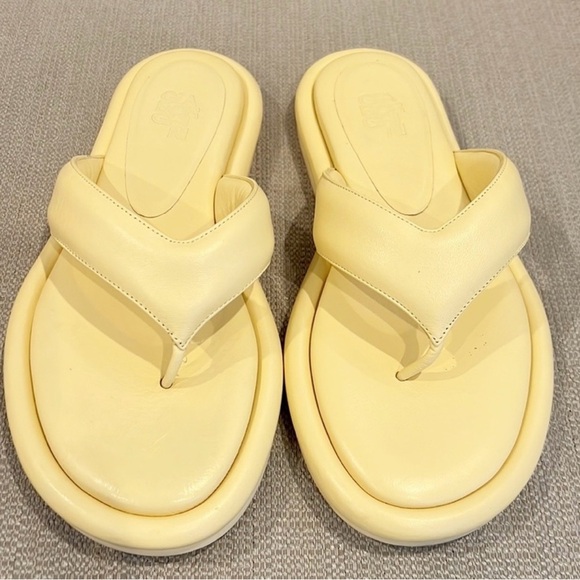 Gia Borghini puffy thong sandals 38 - Picture 4 of 5
